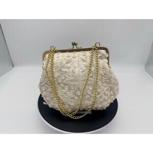 Vintage Yule Hong Kong Beaded & Sequined Cream Satin Kiss-Lock Evening Bag